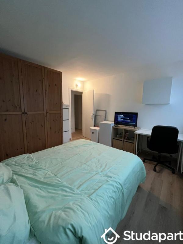 Chambre - 10 m² - 1 pièce