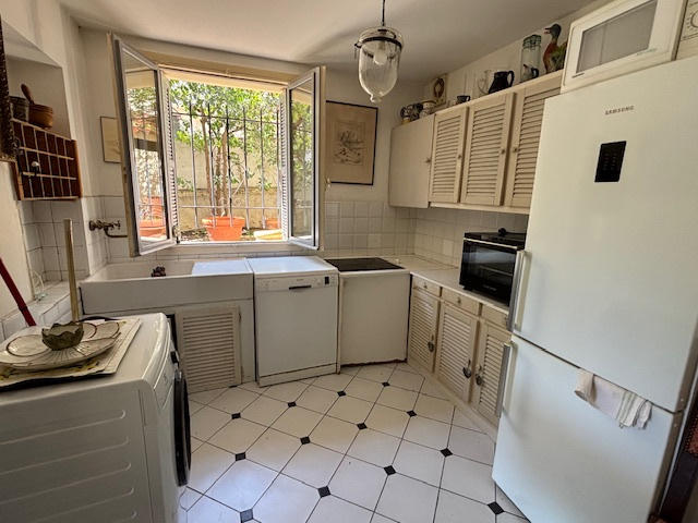 Appartement - 99 m² - 2 pièces