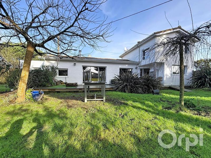 Maison - 146 m² - 5 pièces