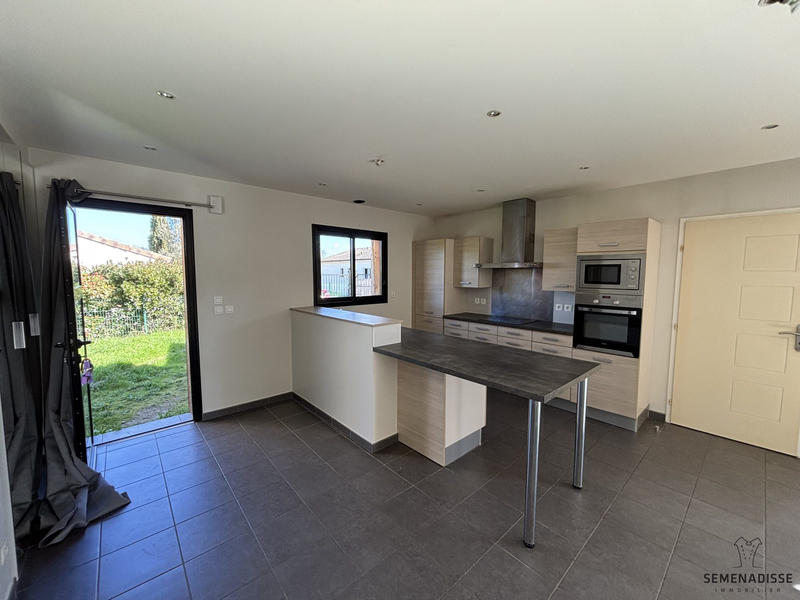 Villa - 100 m² - 4 pièces