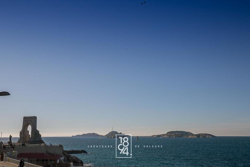 Duplex - 130 m² - 4 pièces