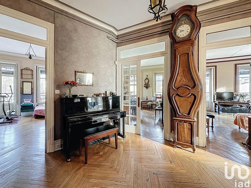 Local commercial - 212 m²