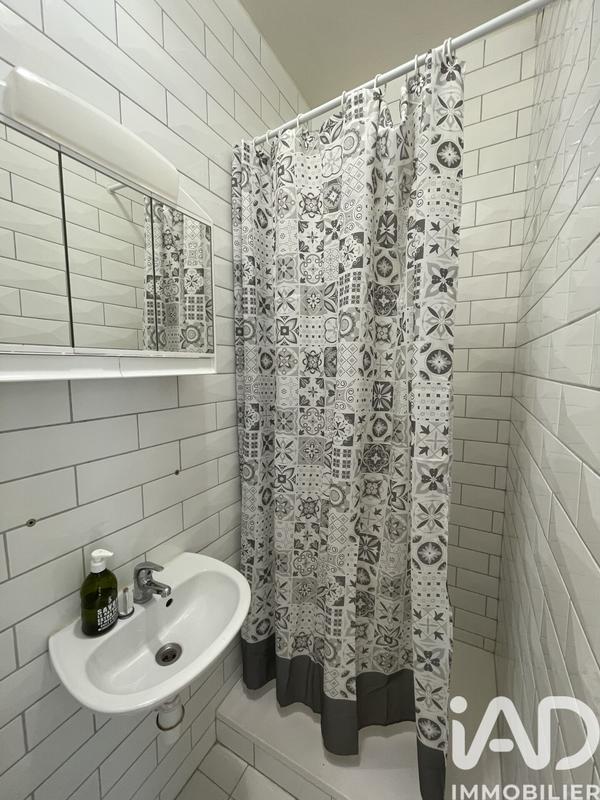 Maison - 360 m² - 17 pièces