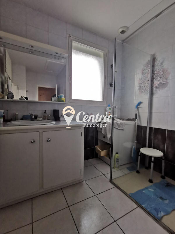 Maison - 79 m² - 6 pièces