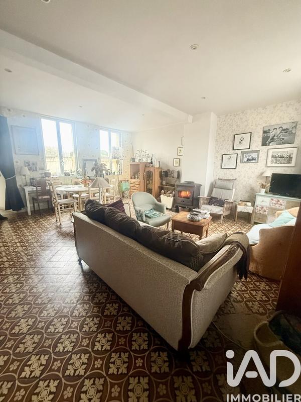 Maison - 96 m² - 6 pièces