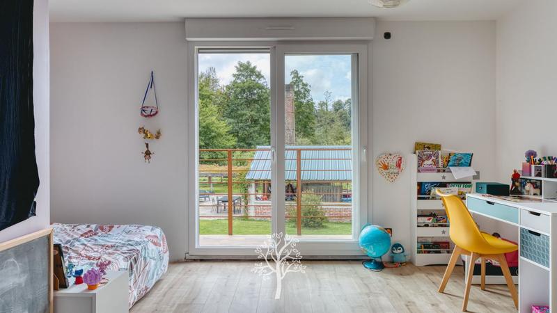 Maison - 225 m² - 6 pièces