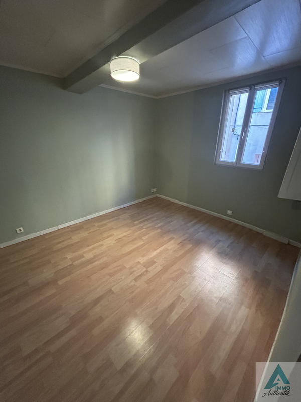 Appartement - 74 m² - 3 pièces