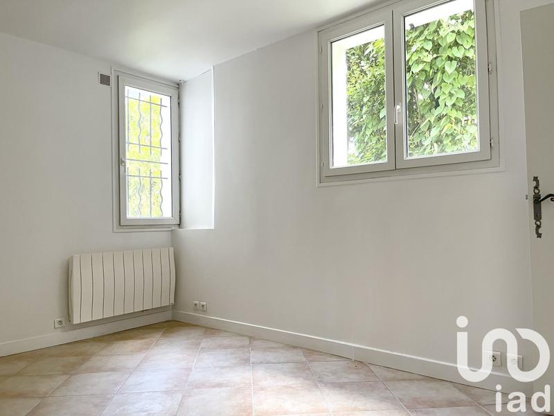 Immeuble - 220 m² - 1 pièce