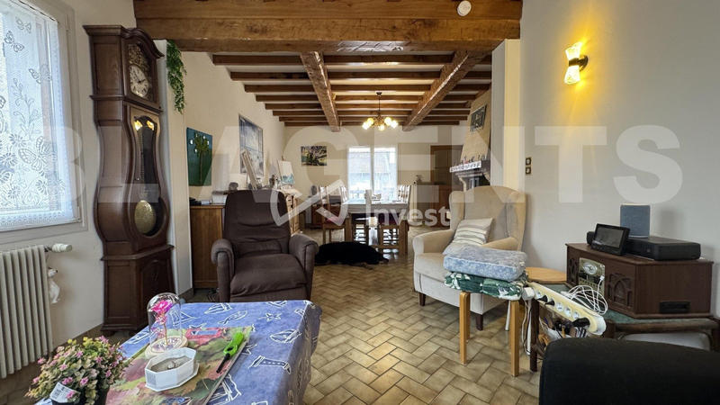 Maison - 213 m² - 8 pièces