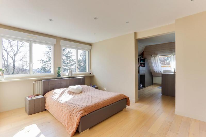 Villa - 300 m² - 8 pièces