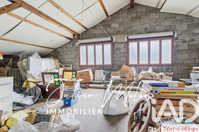 Maison - 185 m² - 10 pièces