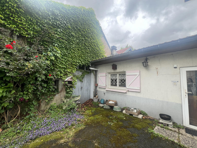 Maison - 161 m² - 7 pièces