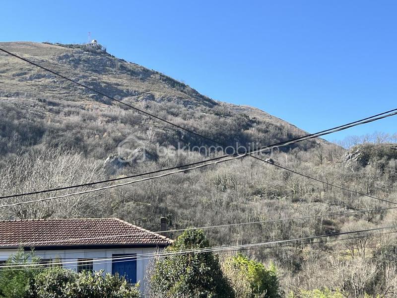 Maison - 80 m² - 5 pièces