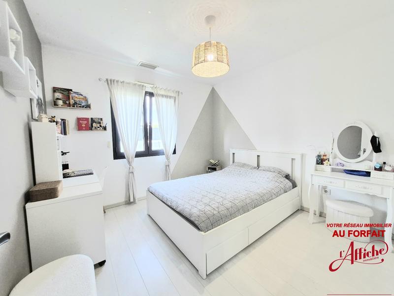 Maison - 170 m² - 5 pièces