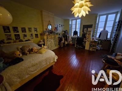 Maison - 189 m² - 5 pièces