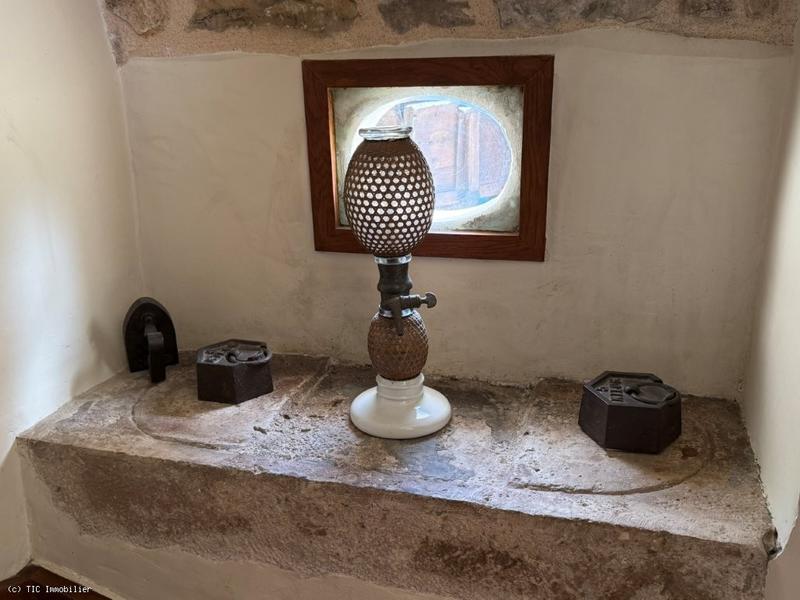 Maison en pierre - 125 m² - 4 pièces