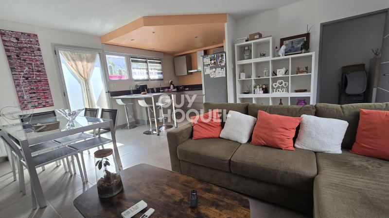 Maison - 90 m² - 4 pièces