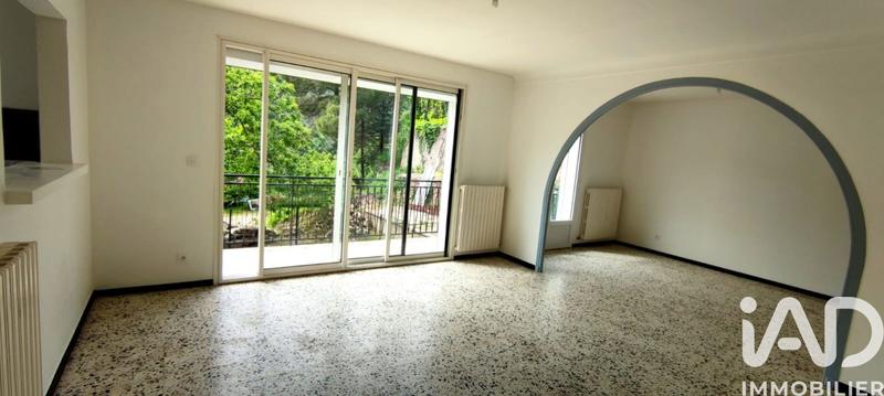 Maison - 100 m² - 9 pièces