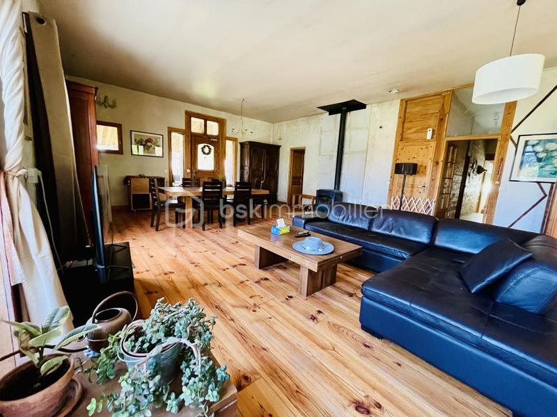 Maison - 197 m² - 6 pièces