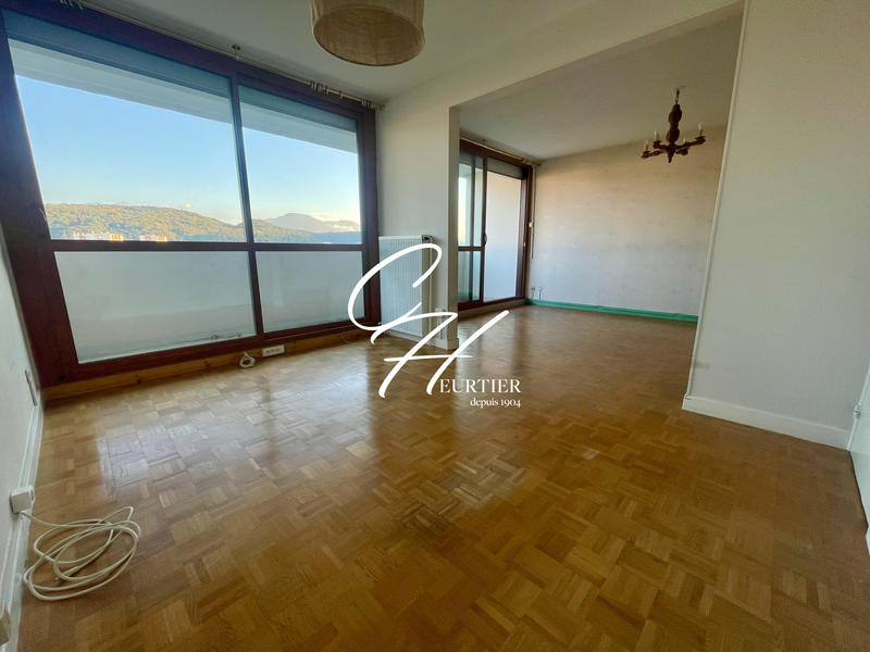 Appartement - 74 m² - 4 pièces