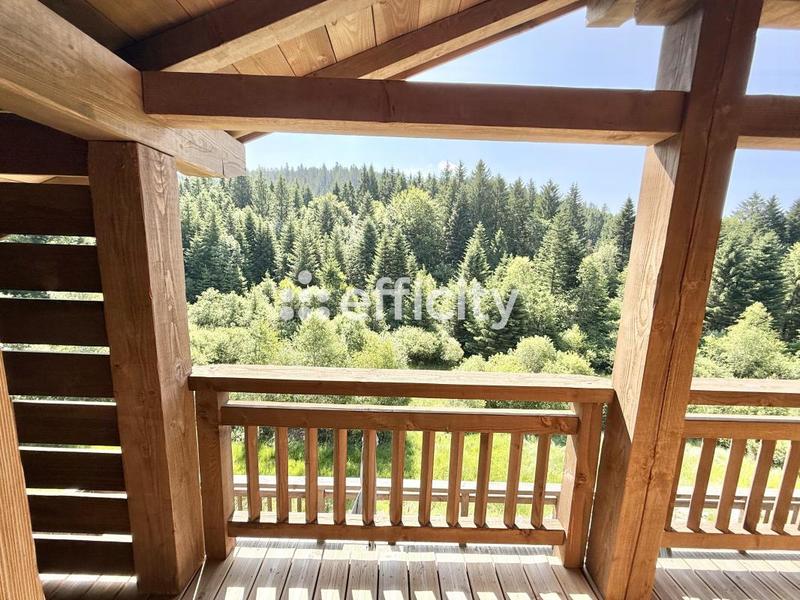 Maison - 330 m² - 10 pièces