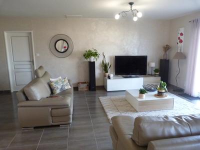 Maison - 150 m² - 4 pièces