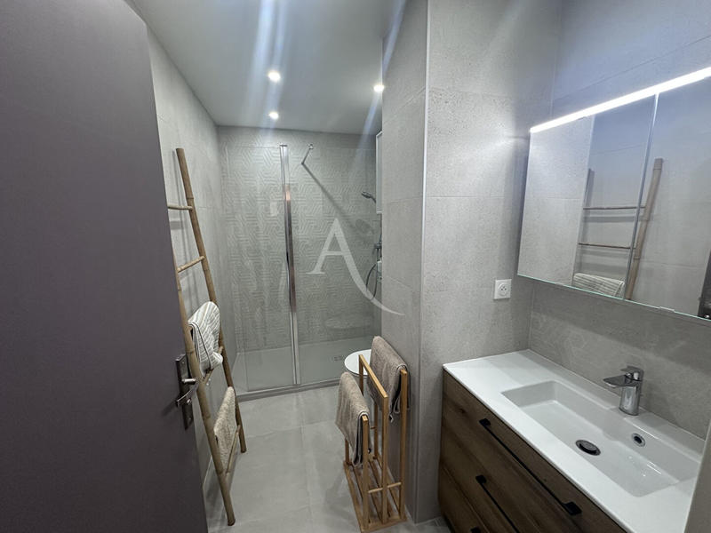 Appartement - 74 m² - 3 pièces