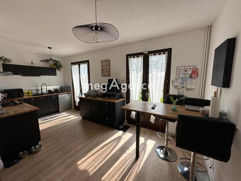 Maison - 135 m² - 5 pièces