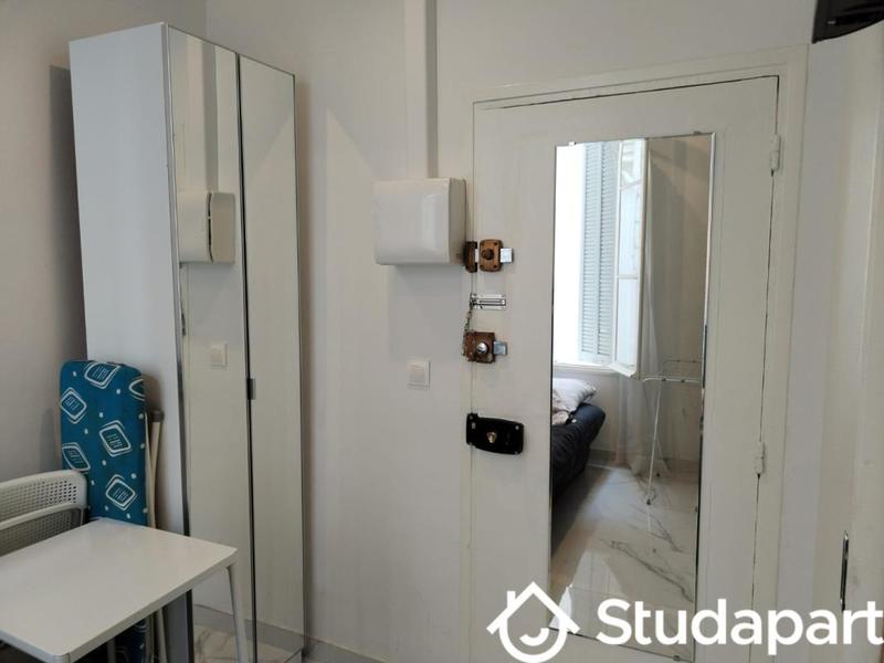 Appartement - 9 m² - 1 pièce