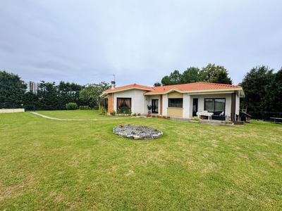 Maison - 125 m² - 4 pièces