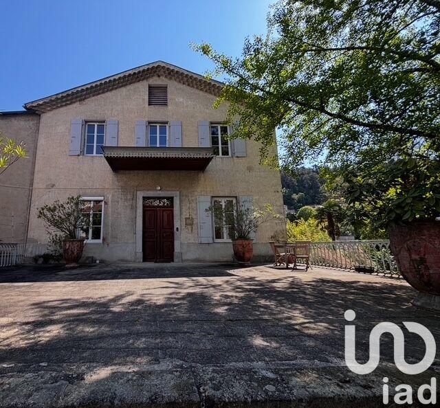 Appartement - 389 m² - 10 pièces