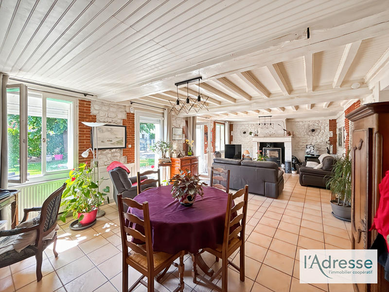 Maison - 190 m² - 8 pièces