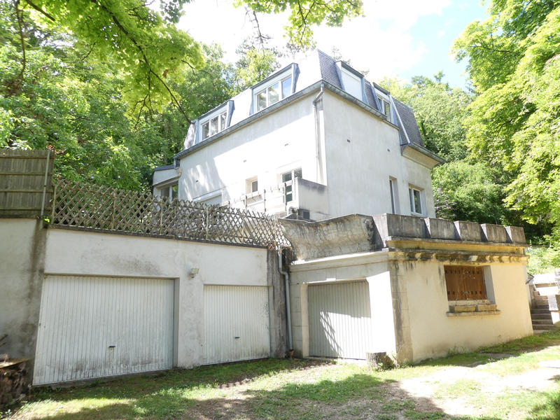 Propriété - 165 m² - 7 pièces