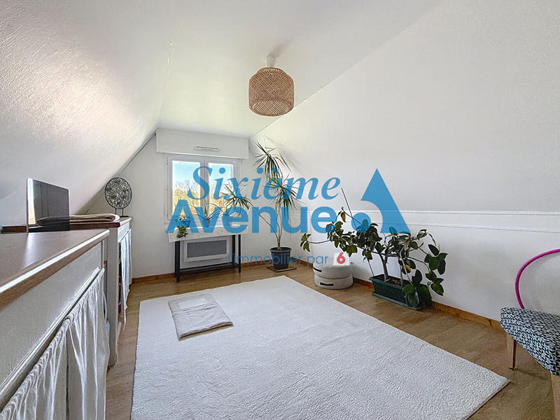 Maison - 152 m² - 6 pièces