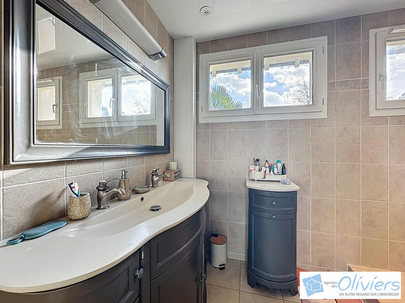 Maison - 114 m² - 6 pièces