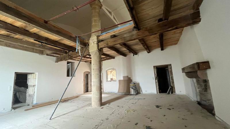 Maison de ville - 1 300 m² - 10 pièces