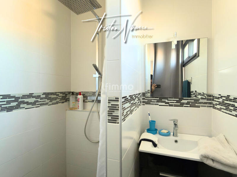 Maison - 140 m² - 4 pièces