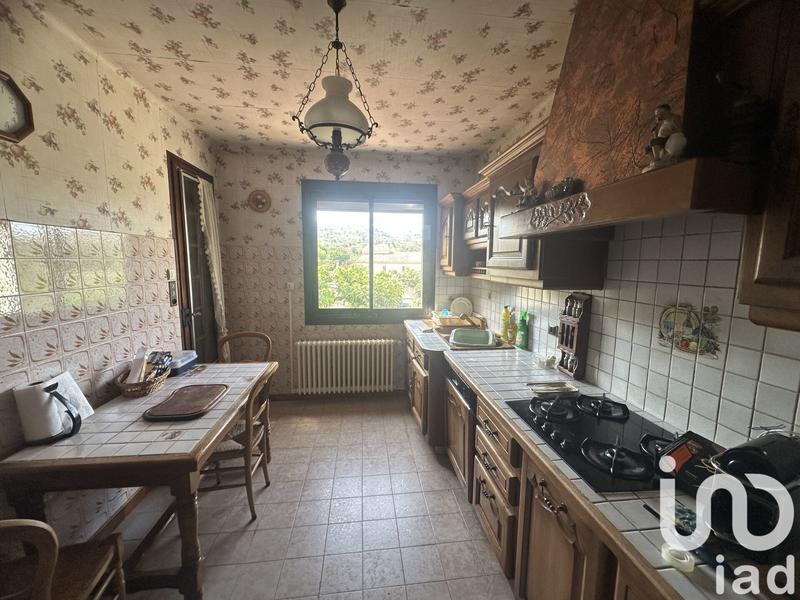 Maison - 213 m² - 7 pièces