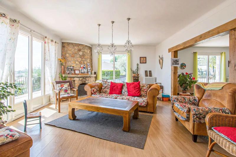 Villa - 260 m² - 8 pièces