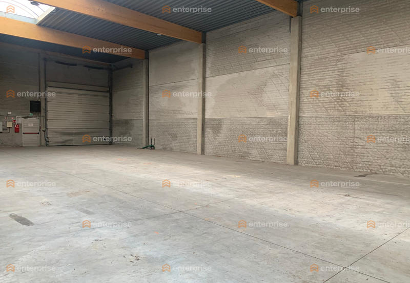 Local d'activité / Entrepôt - 1 000 m²