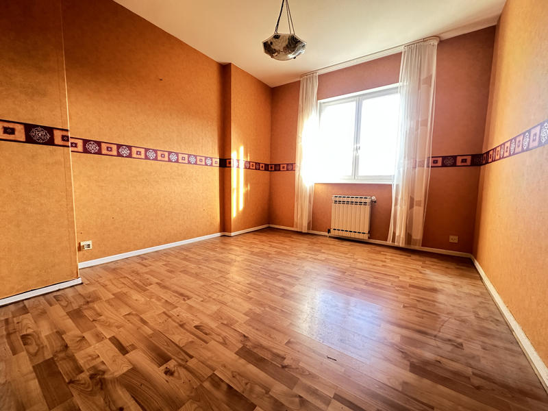Maison - 86 m² - 5 pièces