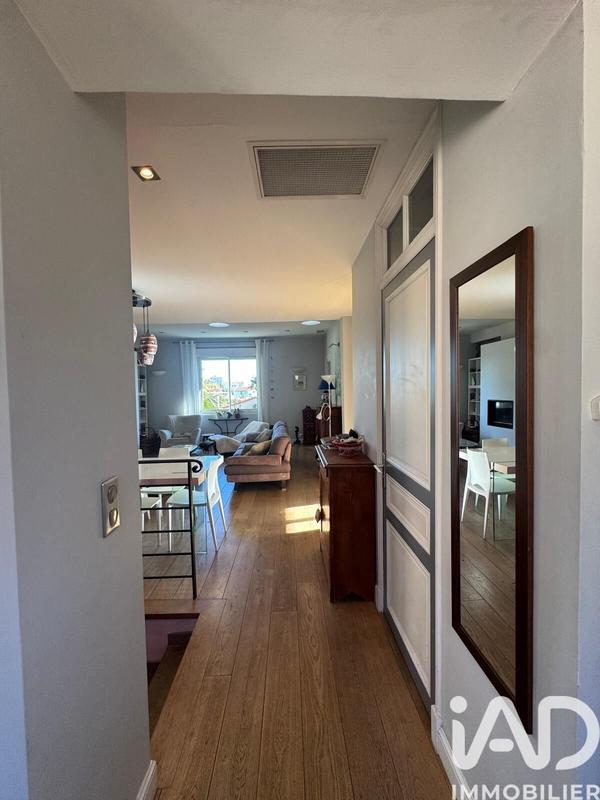 Maison - 160 m² - 8 pièces