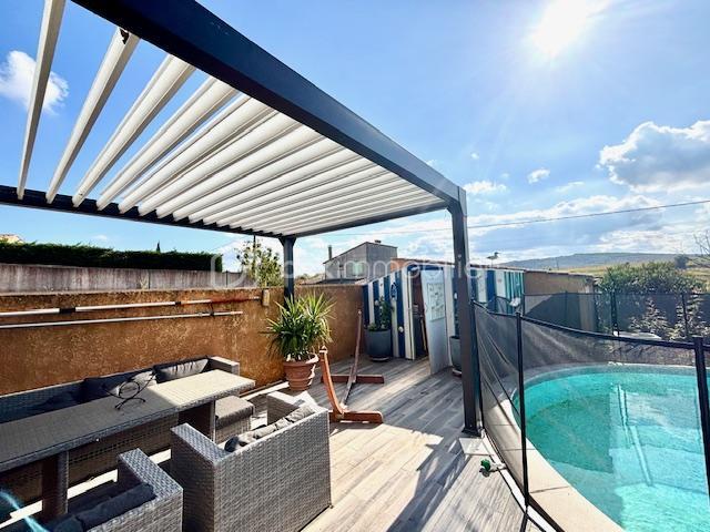 Maison traditionnelle - 136 m² - 6 pièces