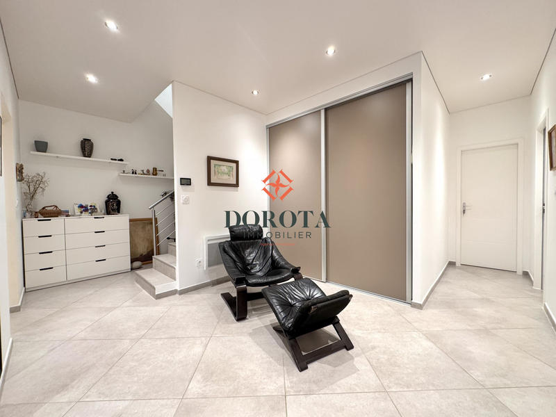 Maison contemporaine - 148 m² - 6 pièces