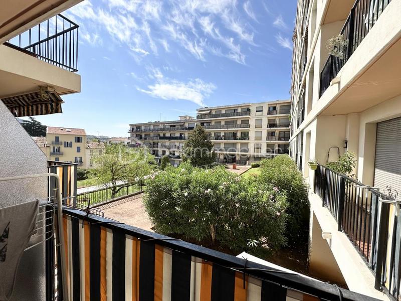 Studio - 36 m² - 1 pièce