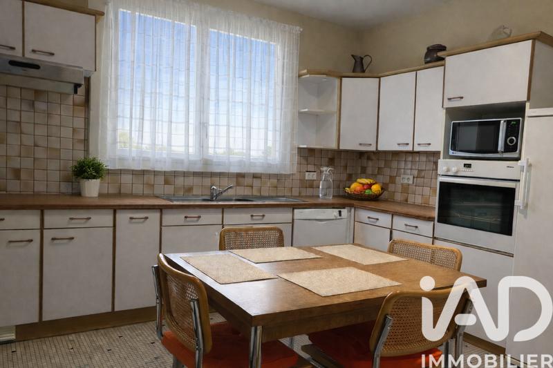 Maison - 94 m² - 6 pièces