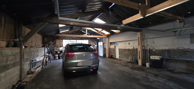 Maison traditionnelle - 120 m² - 8 pièces