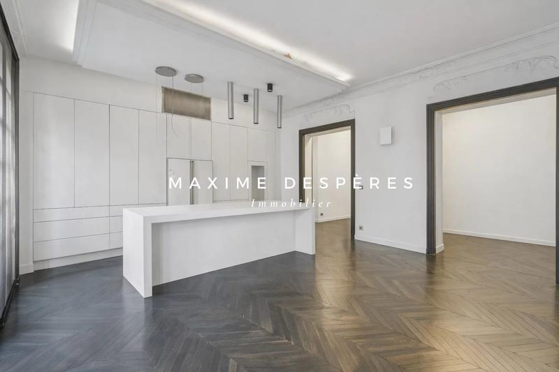 Appartement - 153 m² - 4 pièces