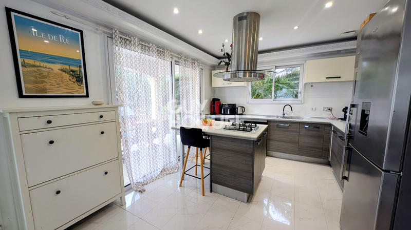 Maison - 84 m² - 4 pièces