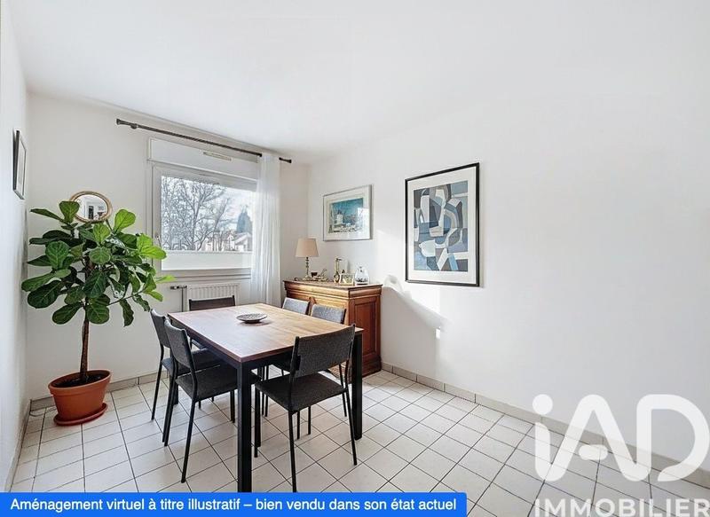 Appartement - 95 m² - 5 pièces